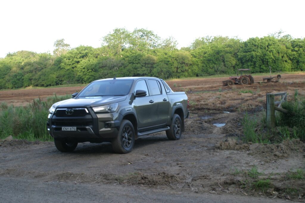 Toyota Hilux Rogue with tractor