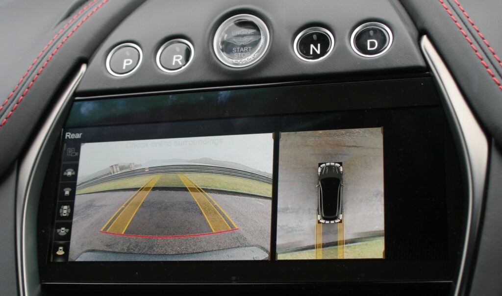 Aston Martin DBX rear view camera